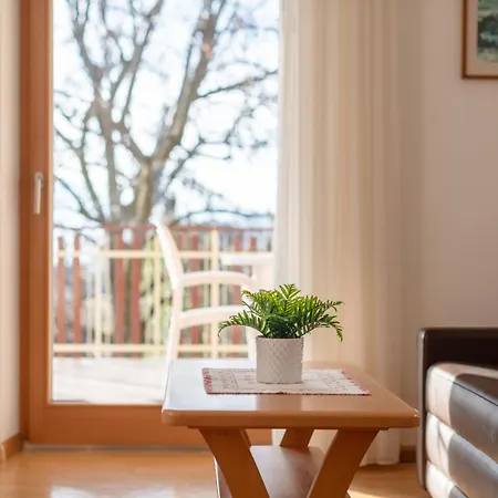 Haus Weinberg Apartment *